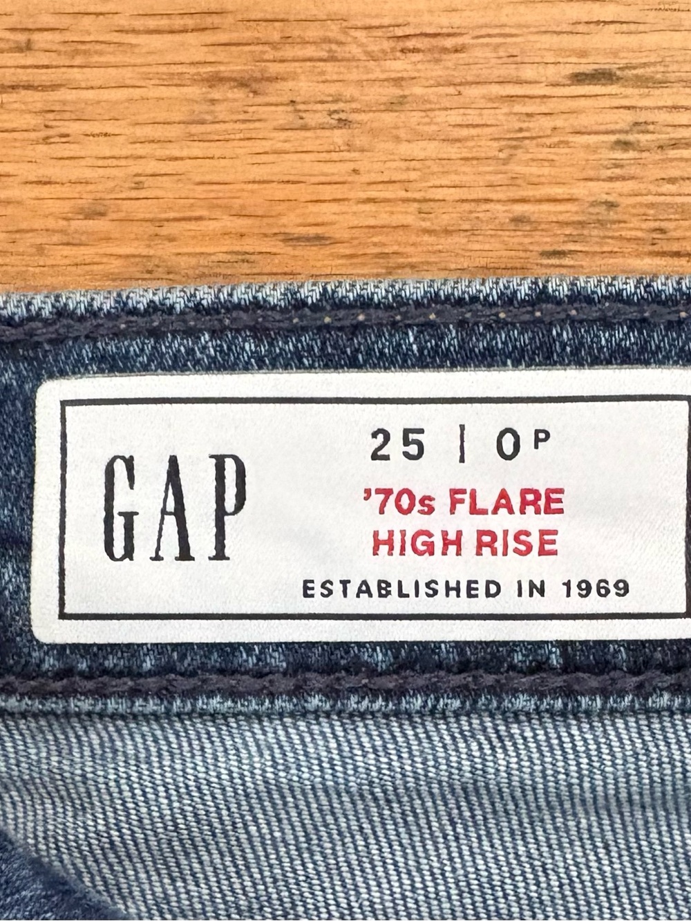 Gap 70s Flare High Rise Jeans - Picture 4 of 4